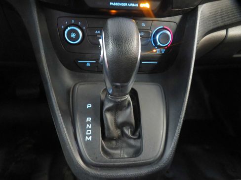 Used 2021 Ford Transit Connect XL FWD image 44