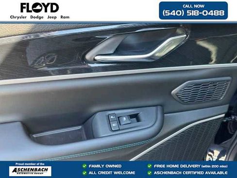 New 2024 Jeep Grand Cherokee Trailhawk w/ Advanced Protech Group II image 23