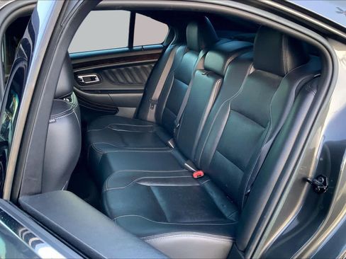 Used 2017 Ford Taurus Limited FWD image 19