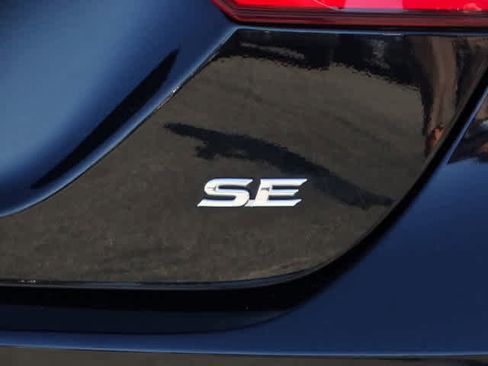 Certified 2023 Toyota Camry SE image 10