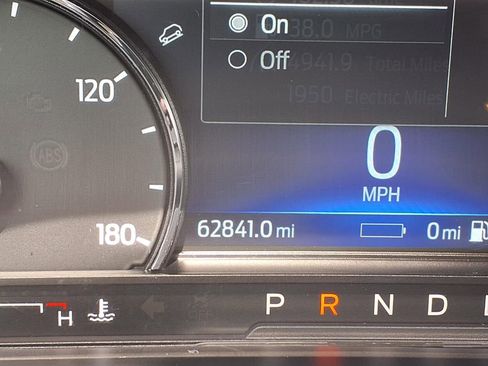 Used 2022 Ford Escape SEL FWD image 35