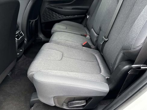 Used 2023 Hyundai Santa Fe SEL image 14