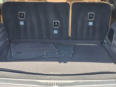 Used 2023 Jeep Grand Cherokee Summit AWD/4WD image 11