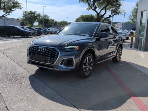 Used 2023 Audi Q5 2.0T Premium w/ Convenience Package AWD/4WD image 5
