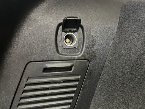 Used 2019 Cadillac XT5 Luxury image 34