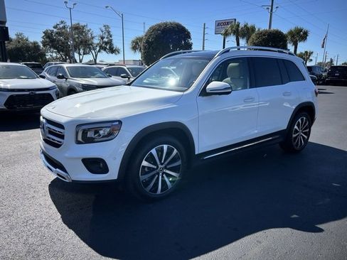 Used 2020 Chevrolet Silverado 1500 W/T w/ Trailering Package image 3