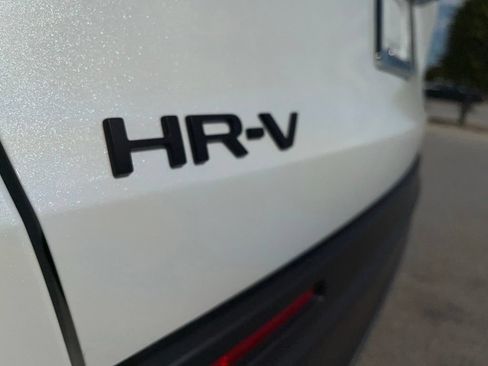 Certified 2026 Honda HR-V Sport image 6