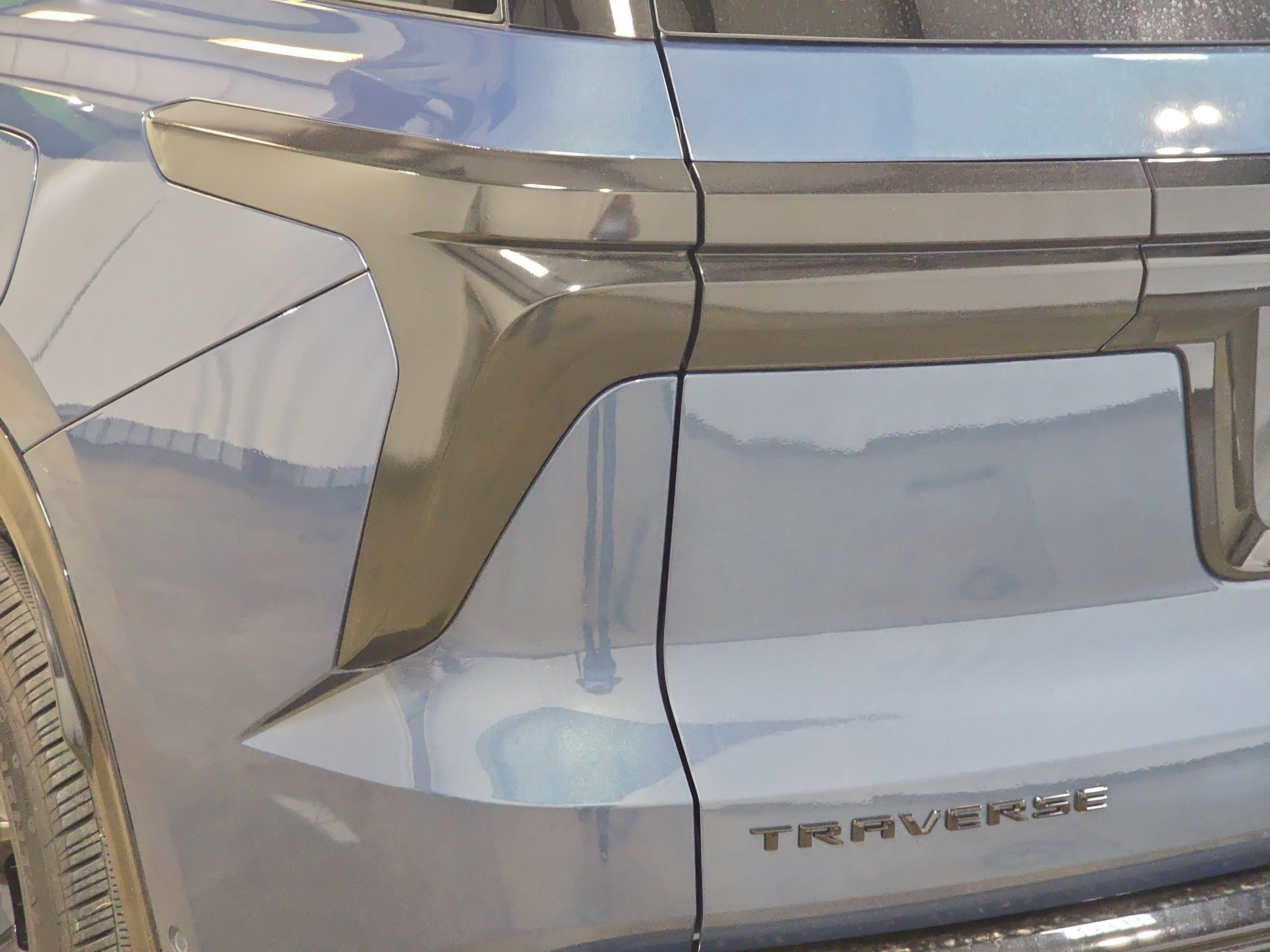 Used 2026 Chevrolet Traverse RS w/ LPO, Floor Liner Package FWD image 31