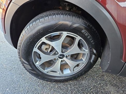 Used 2022 Kia Telluride EX image 38