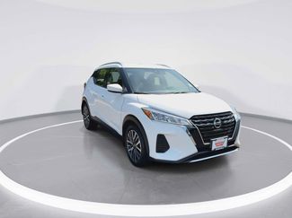 Used 2021 Nissan Kicks SV FWD video 2