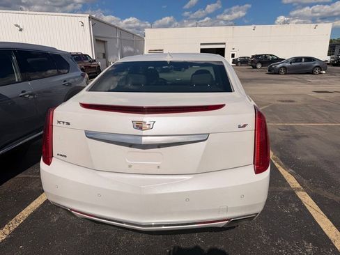 Used 2017 Cadillac XTS Vsport Platinum AWD/4WD image 6