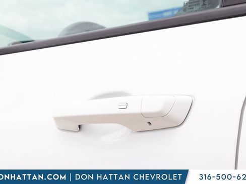 Used 2025 Chevrolet Equinox LT AWD/4WD image 28