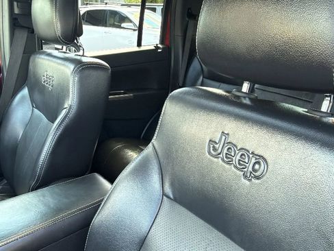 Used 2012 Jeep Liberty Limited Jet w/ Comfort/Convenience Group AWD/4WD image 15
