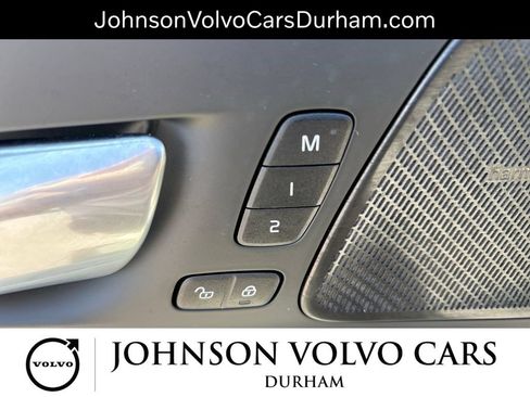 Used 2023 Volvo XC60 B5 Plus w/ Climate Package AWD/4WD image 15