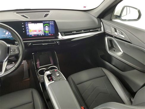 Used 2025 BMW X1 xDrive28i image 17