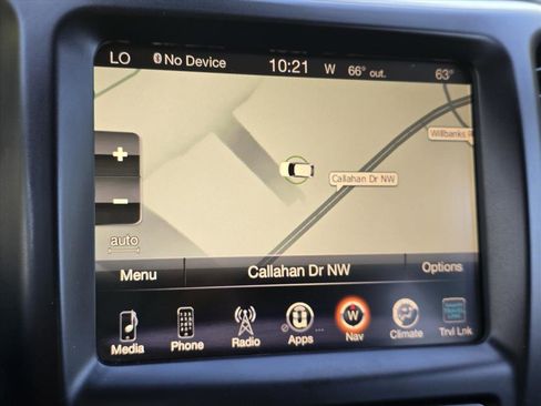 Used 2016 Jeep Cherokee Trailhawk w/ Comfort/Convenience Group AWD/4WD image 18