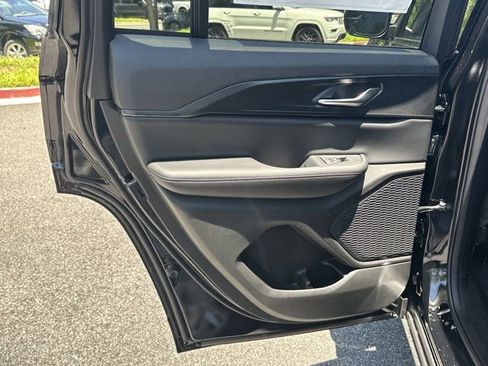 New 2026 Jeep Grand Cherokee Laredo X RWD image 19