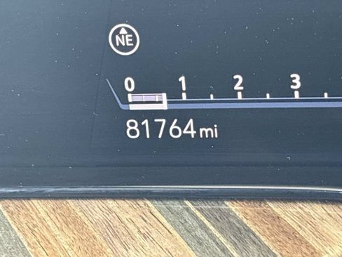 Certified 2021 Cadillac Escalade Premium Luxury Platinum AWD/4WD image 12