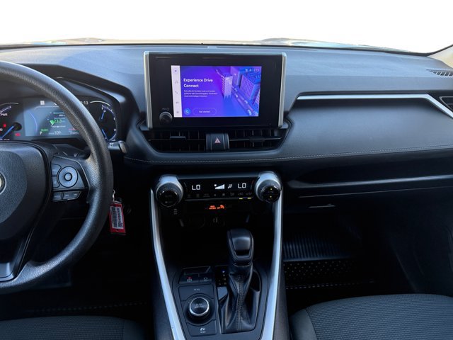 Used 2023 Toyota RAV4 LE AWD/4WD image 15