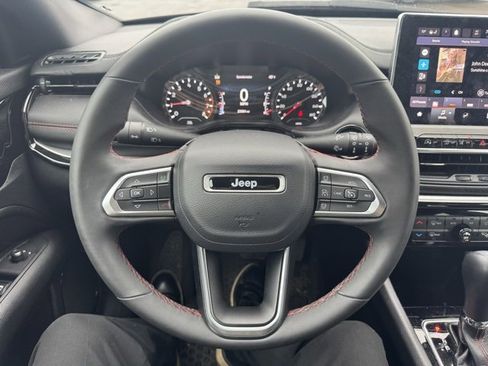 Used 2023 Jeep Compass Trailhawk w/ Trailhawk Convenience Group image 14