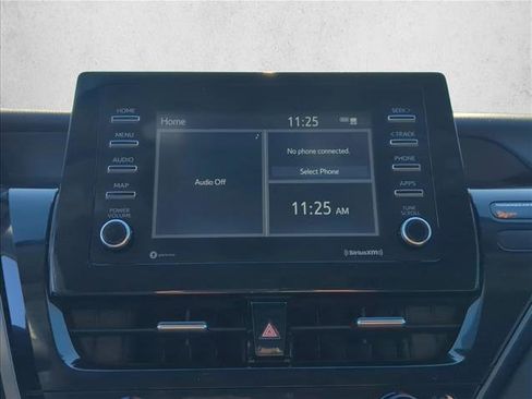 Used 2022 Toyota Camry LE image 17