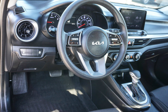 Used 2023 Kia Forte LXS FWD image 9