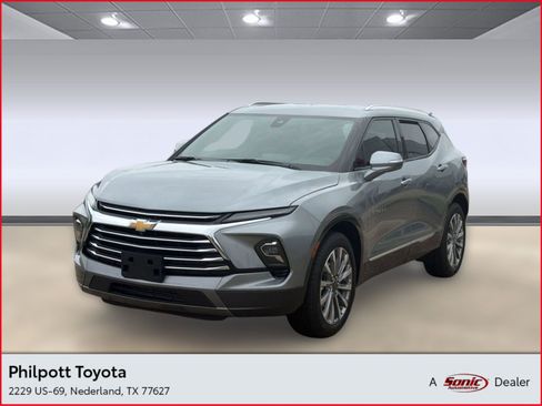 Used 2024 Chevrolet Blazer Premier w/ Driver Confidence II Package AWD/4WD image 1
