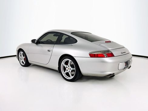 Used 2003 Porsche 911 Carrera image 3