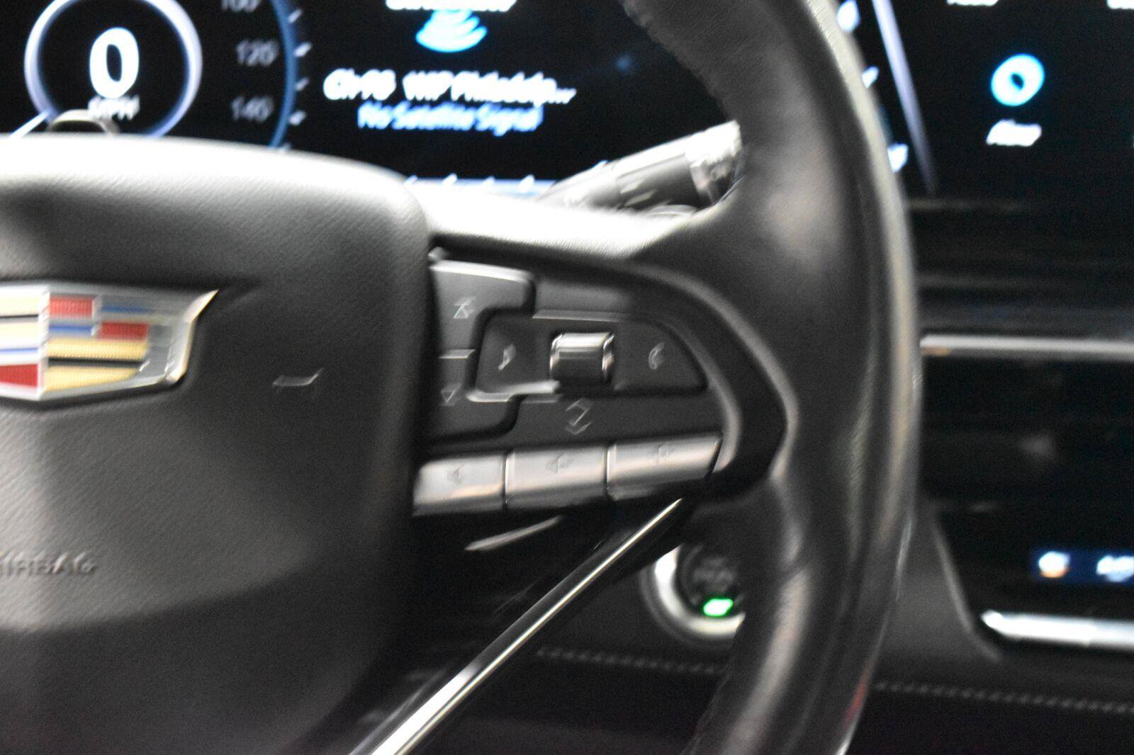 Used 2022 Cadillac Escalade ESV Sport w/ Touring Package AWD/4WD image 9