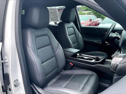 Used 2025 Chevrolet Equinox LT w/ Convenience Package II AWD/4WD image 7