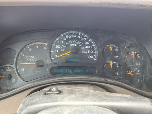 Used 2003 GMC Sierra 2500 SLE w/ Skid Plate Package AWD/4WD image 12