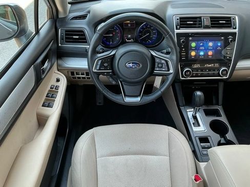Used 2019 Subaru Outback 2.5i Premium AWD/4WD image 11