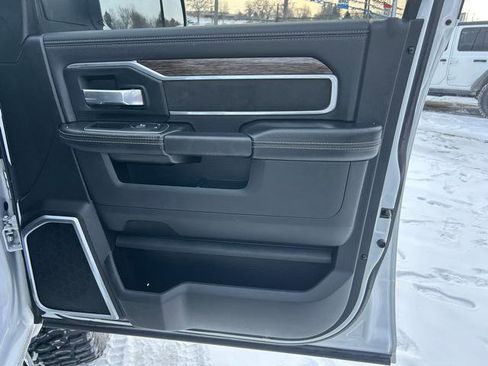 Certified 2020 RAM 2500 Laramie image 22