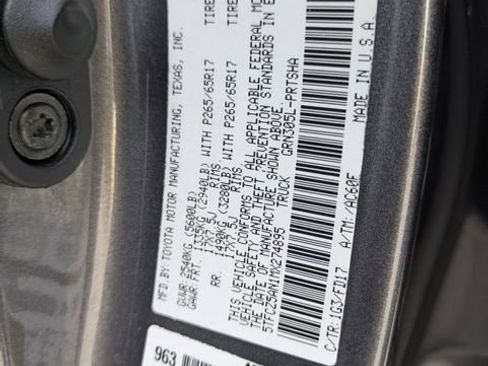 Used 2021 Toyota Tacoma TRD Sport w/ Technology Package image 36