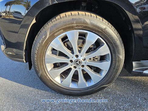 Used 2018 Mercedes-Benz GLS 450 4MATIC image 9