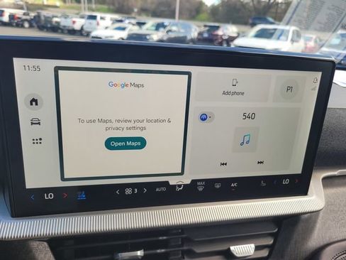 Certified 2025 Ford Explorer Platinum w/ LUX Leather Package image 23