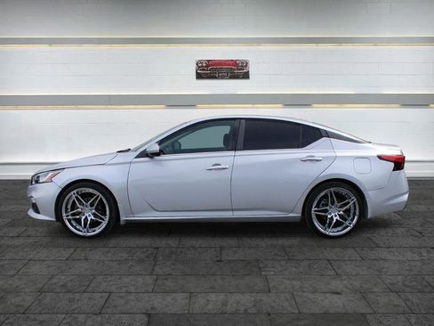 Used 2019 Nissan Altima 2.5 S image 4