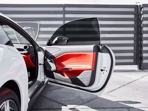 Used 2019 Ferrari GTC4Lusso image 28