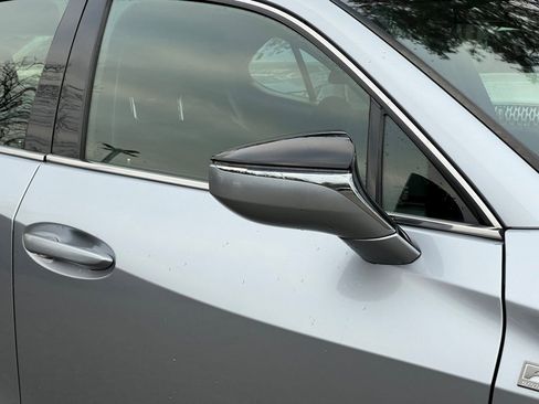 Used 2023 Lexus UX 250h F Sport image 7