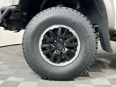 Used 2011 Ford F150 Raptor w/ Raptor Luxury Pkg image 29