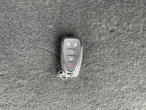 Used 2021 Chevrolet Traverse LT FWD image 29