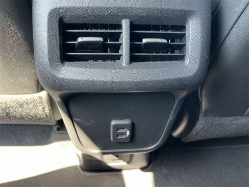 Certified 2021 Chevrolet Equinox Premier image 20