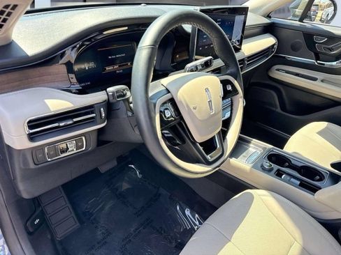 Certified 2025 Lincoln Corsair Reserve AWD/4WD image 24