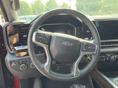 Used 2025 Chevrolet Silverado 1500 RST w/ Convenience Package II AWD/4WD image 13