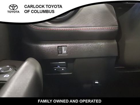 Used 2024 Chevrolet Colorado Z71 w/ Z71 Convenience Package 2 AWD/4WD image 24