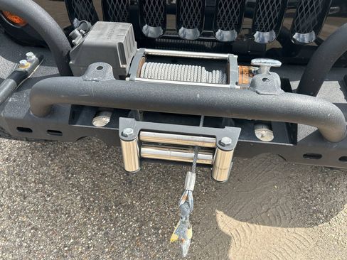 Used 2013 Jeep Wrangler Sport w/ Connectivity Group AWD/4WD image 3