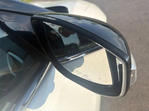 Used 2016 Nissan Maxima Platinum FWD image 6