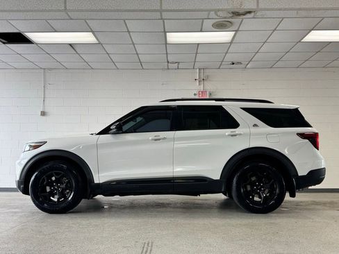 Used 2023 Ford Explorer Timberline w/ Timberline Technology Package AWD/4WD image 5