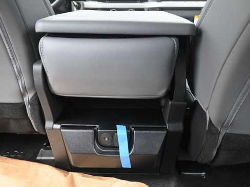 New 2025 Ford F350 XL AWD/4WD image 12
