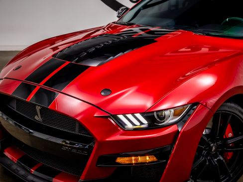 Used 2020 Ford Mustang Shelby GT500 w/ Technology Package RWD image 21